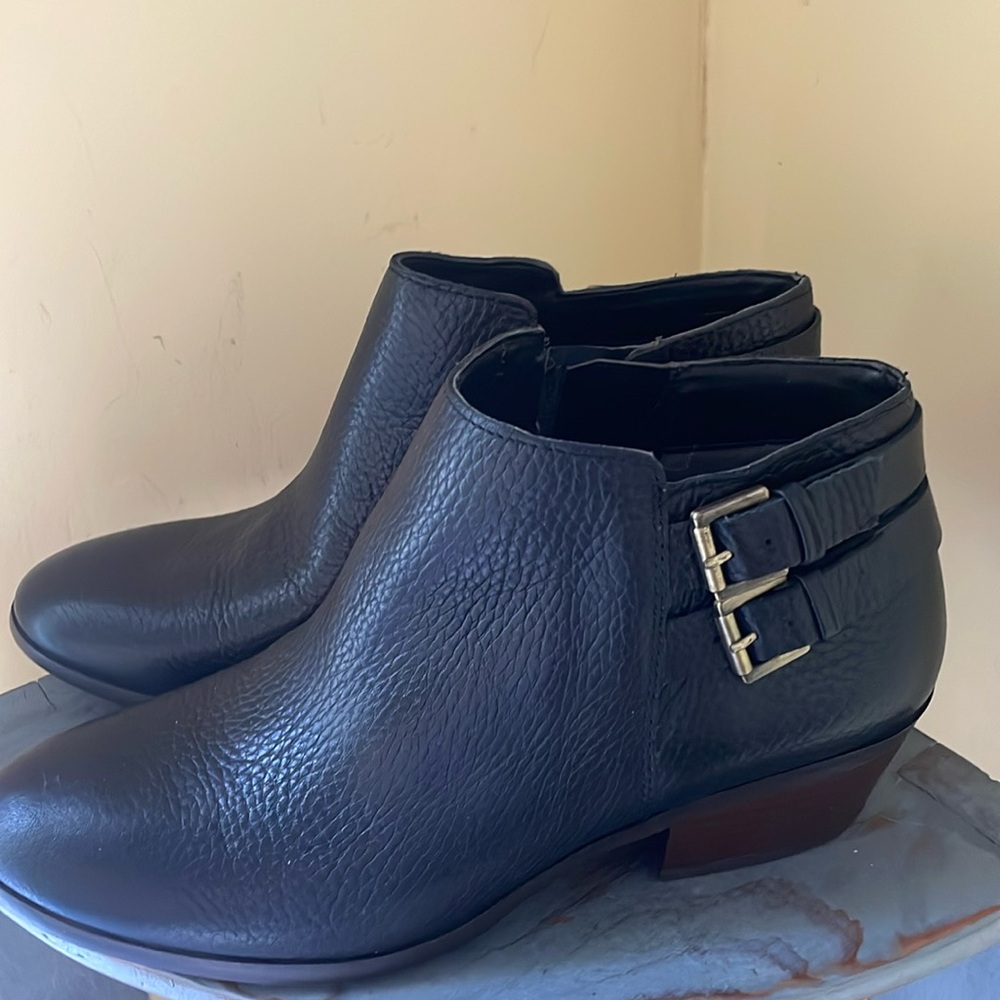 Sam Edelman New Black Leather Ankle Booties size 7 -side buckle & side zipper